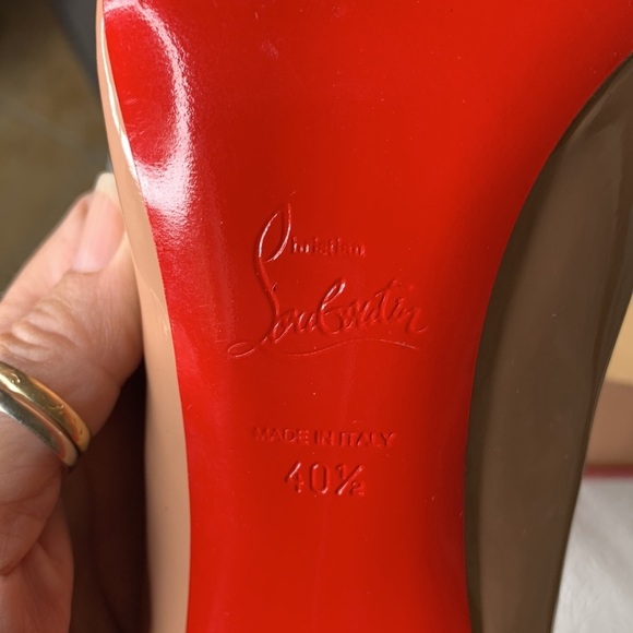 Christian Louboutin Pigalle Follies 100 Patent in‎ Nude - Picture 6 of 8